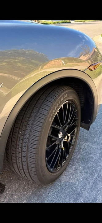 2012 Porsche 958 Cayenne S - Image 13 of 16