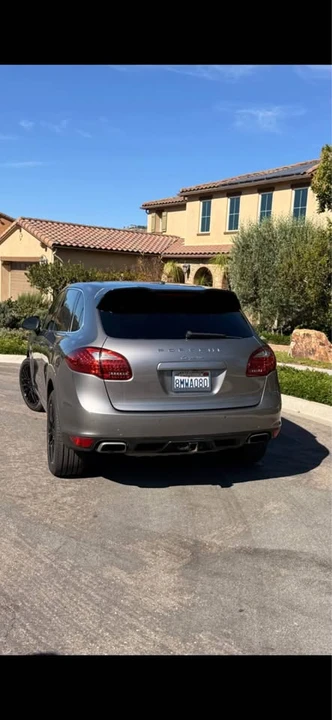 2012 Porsche 958 Cayenne S - Image 5 of 16