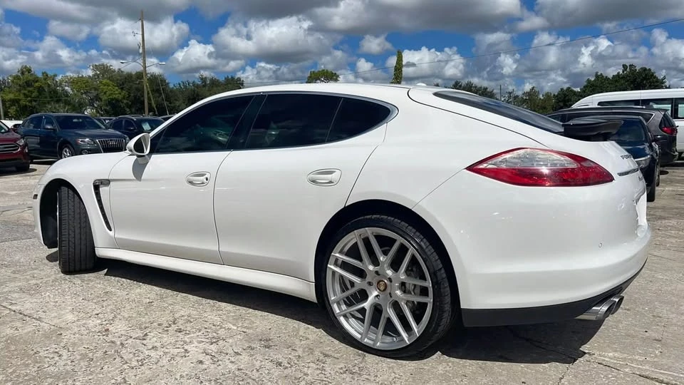 2012 Porsche 970 Panamera - Image 6 of 19