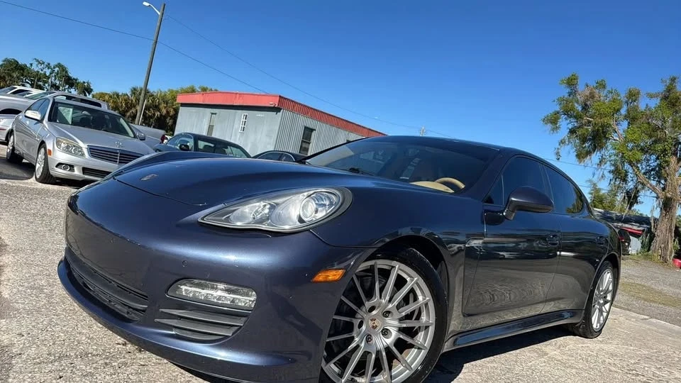 2012 Porsche 970 Panamera - Image 2 of 20