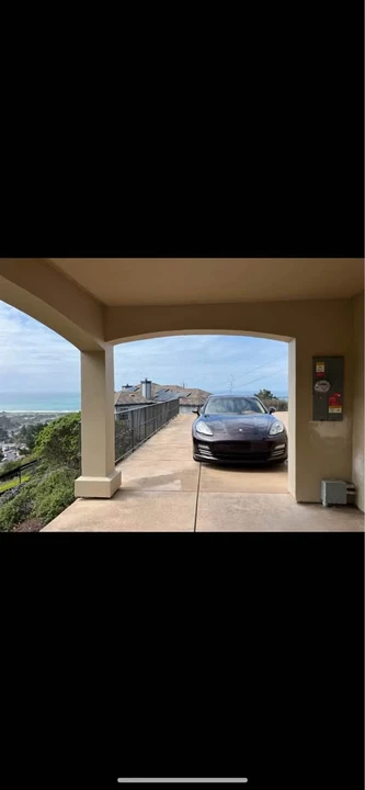 2012 Porsche 970 Panamera - Image 2 of 10
