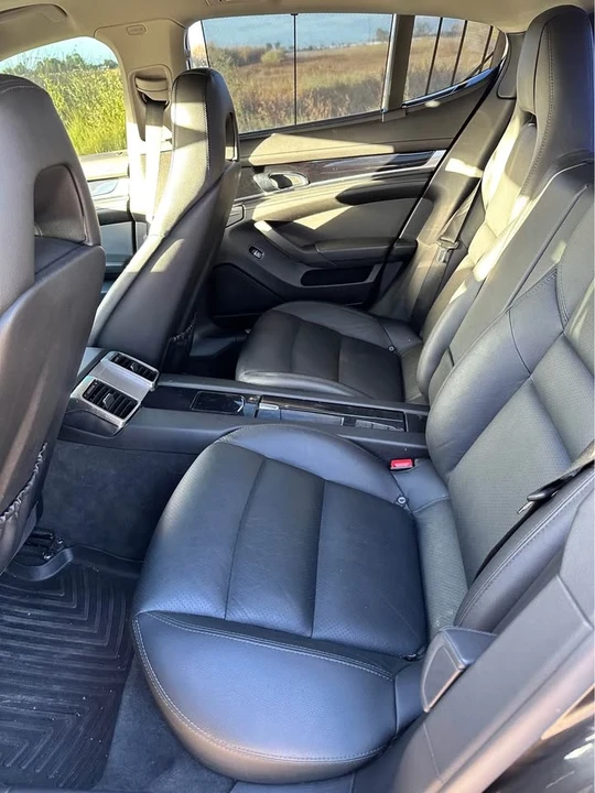 2012 Porsche 970 Panamera - Image 10 of 12