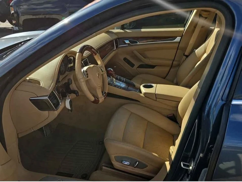 2012 Porsche 970 Panamera S - Image 7 of 10