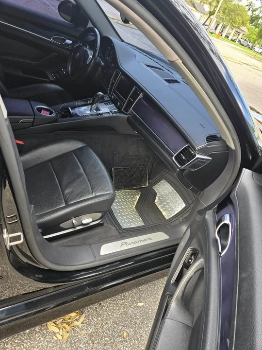 2012 Porsche 970 Panamera - Image 8 of 9