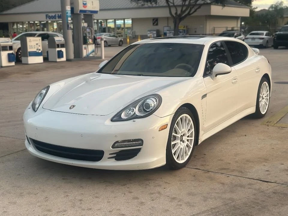 2012 Porsche 970 Panamera - Image 2 of 20