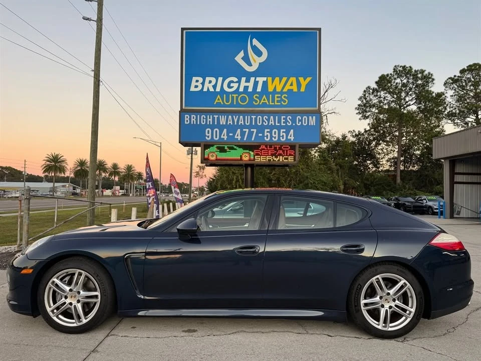 2012 Porsche 970 Panamera - Image 2 of 15