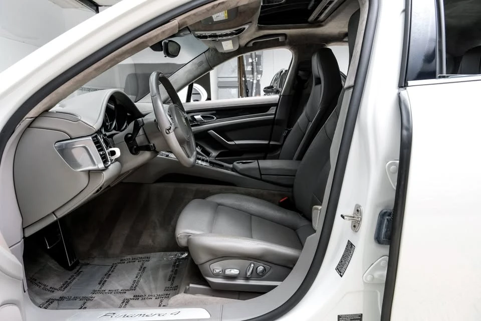 2012 Porsche 970 Panamera - Image 4 of 19