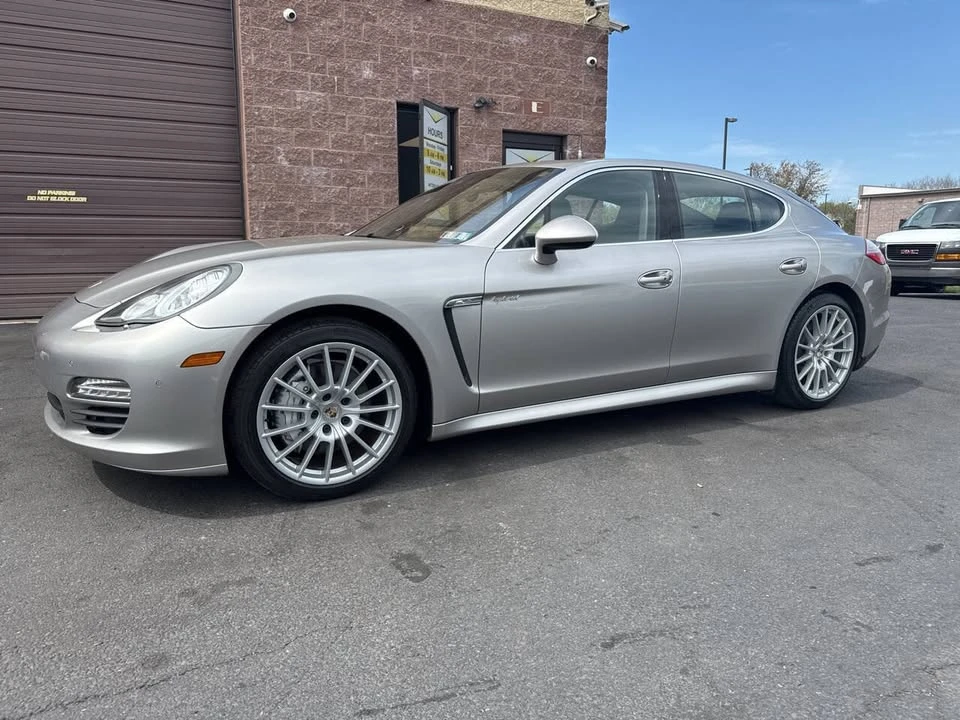 2012 Porsche 970 Panamera - Image 2 of 20
