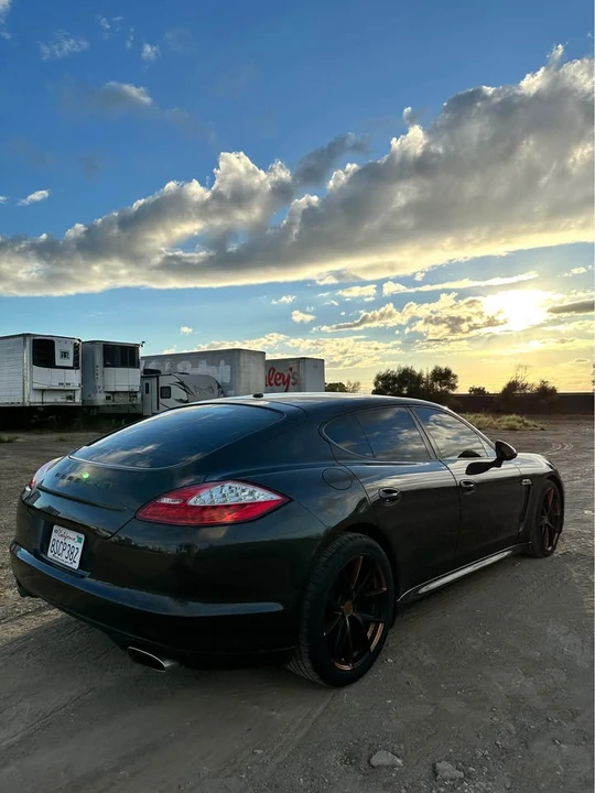 2012 Porsche 970 Panamera - Image 2 of 14