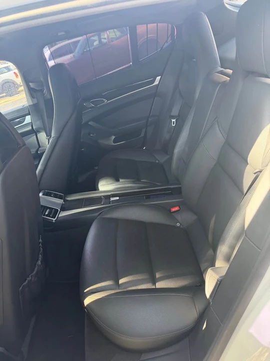 2012 Porsche 970 Panamera - Image 6 of 9