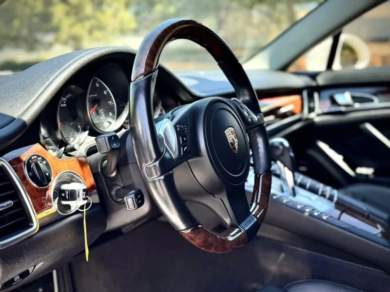 2012 Porsche 970 Panamera - Image 5 of 20