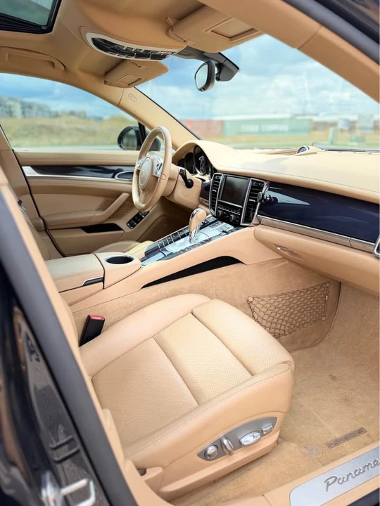 2012 Porsche 970 Panamera - Image 15 of 16