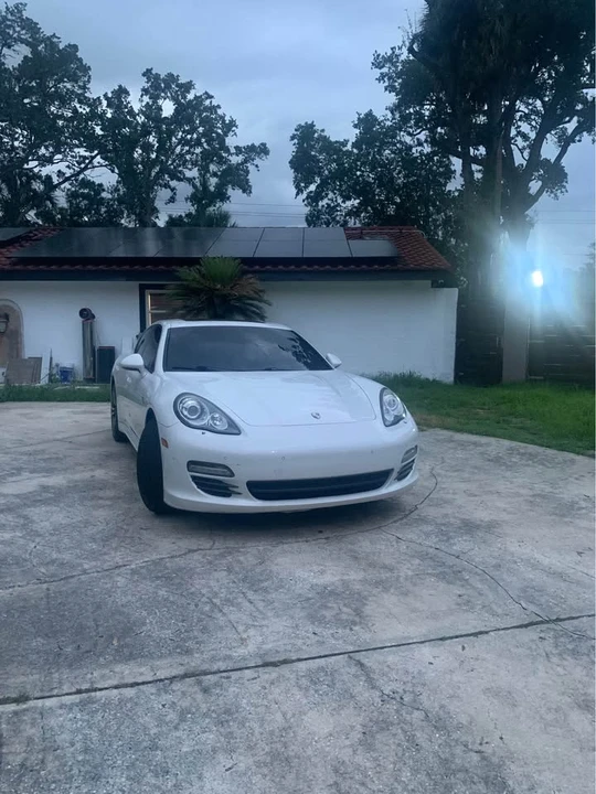 2012 Porsche 970 Panamera - Image 11 of 12