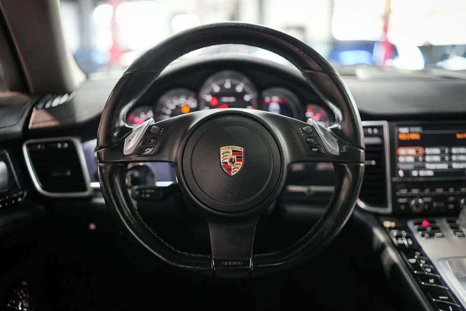 2012 Porsche 970 Panamera - Image 16 of 20