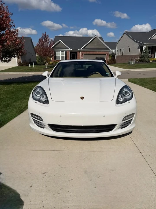 2012 Porsche 970 Panamera - Image 2 of 13