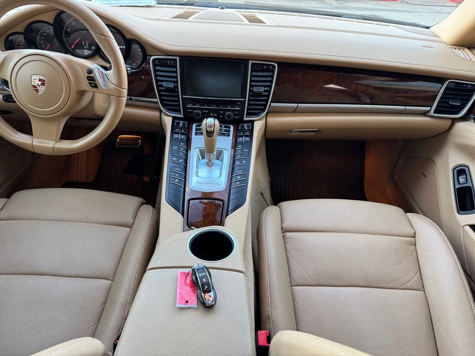 2012 Porsche 970 Panamera - Image 12 of 17