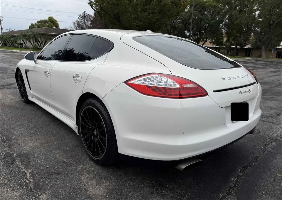 2012 Porsche 970 Panamera - Image 2 of 10