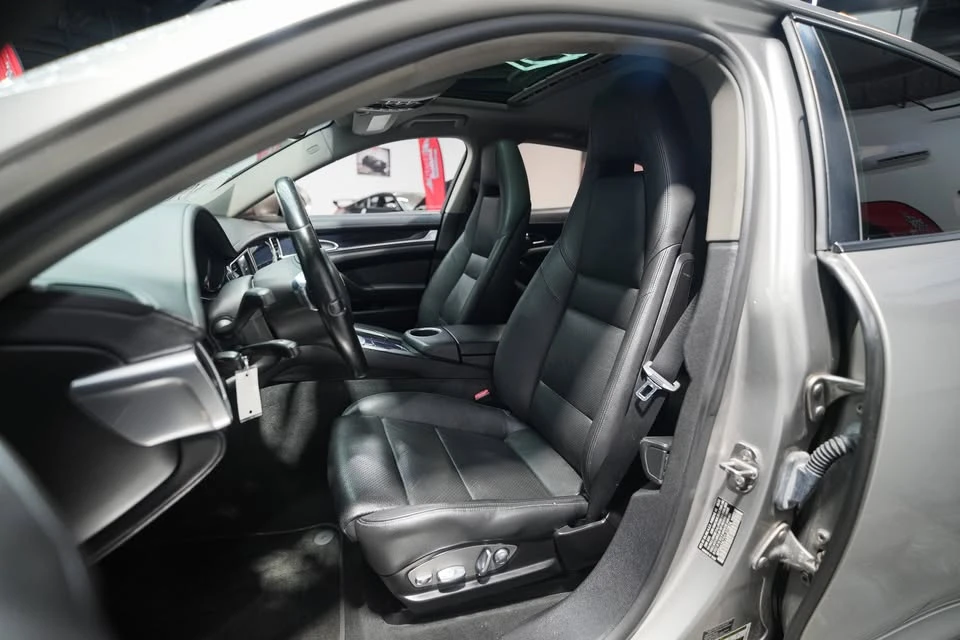 2012 Porsche 970 Panamera - Image 18 of 20