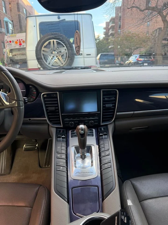 2012 Porsche 970 Panamera - Image 8 of 8
