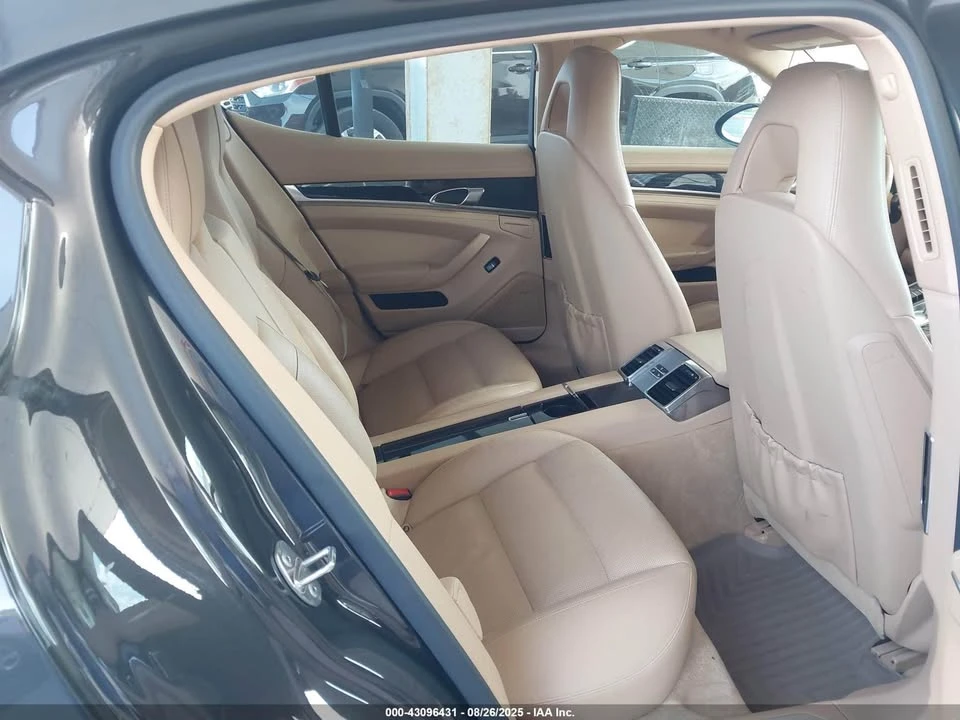 2012 Porsche 970 Panamera - Image 5 of 12
