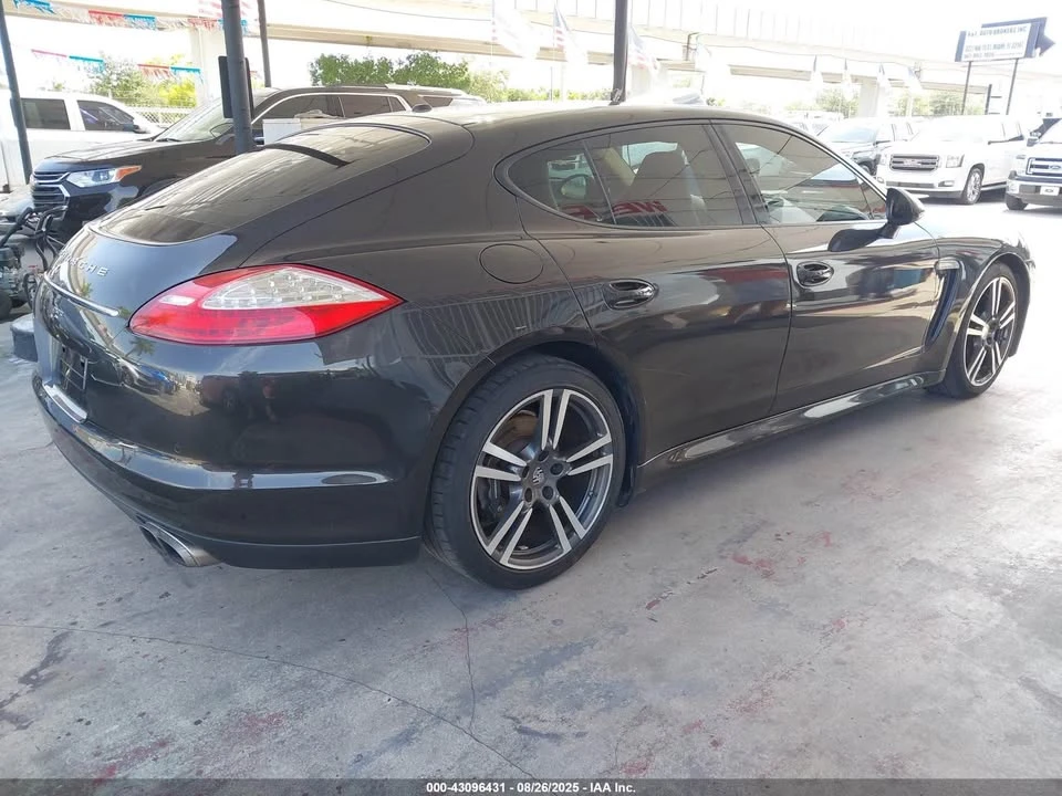 2012 Porsche 970 Panamera - Image 7 of 12