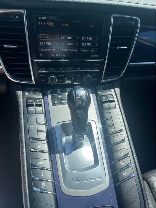 2012 Porsche 970 Panamera - Image 4 of 15