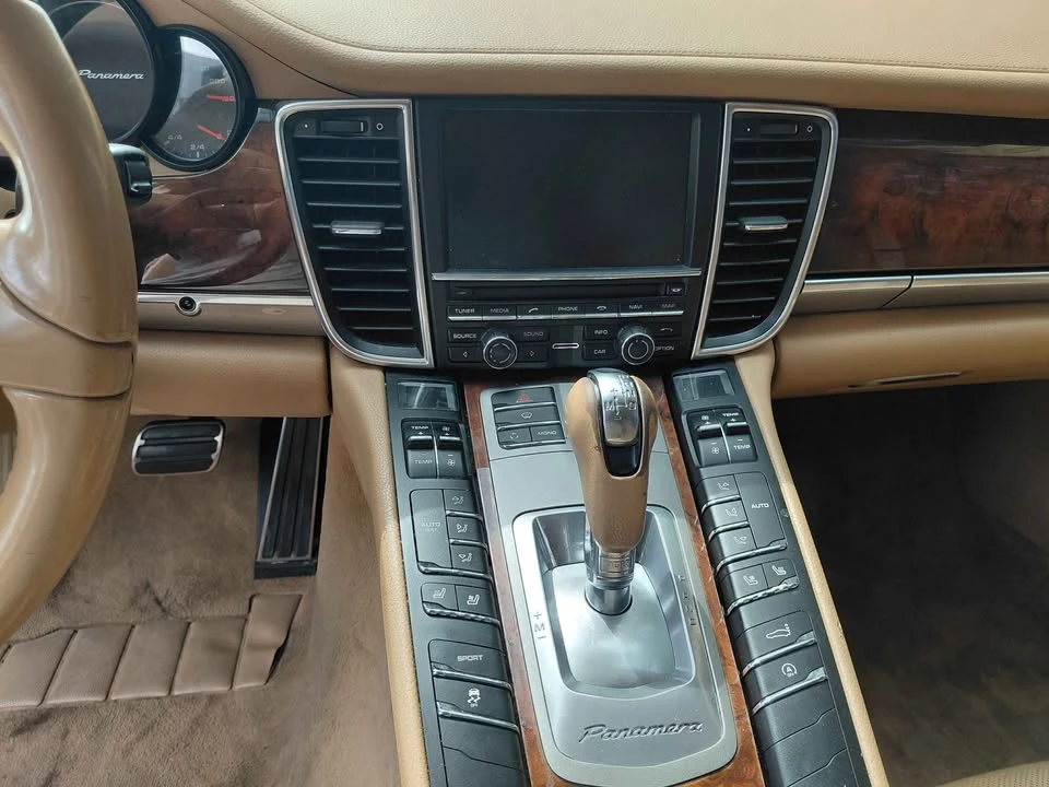 2012 Porsche 970 Panamera - Image 6 of 11