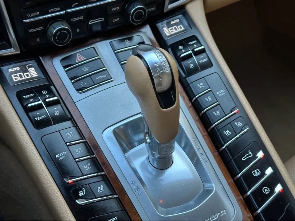 2012 Porsche 970 Panamera - Image 17 of 20