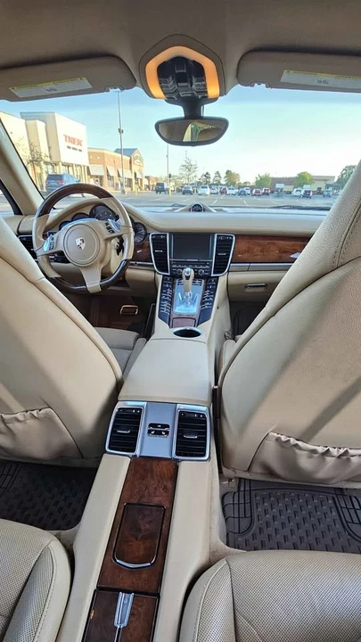 2012 Porsche 970 Panamera - Image 15 of 19