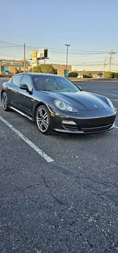 2012 Porsche Panamera 4 Sedan