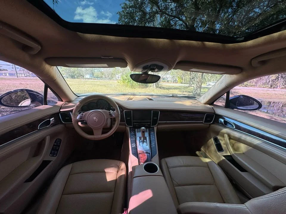 2012 Porsche 970 Panamera - Image 8 of 9