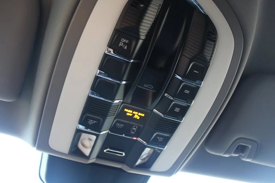 2012 Porsche 970 Panamera - Image 20 of 21