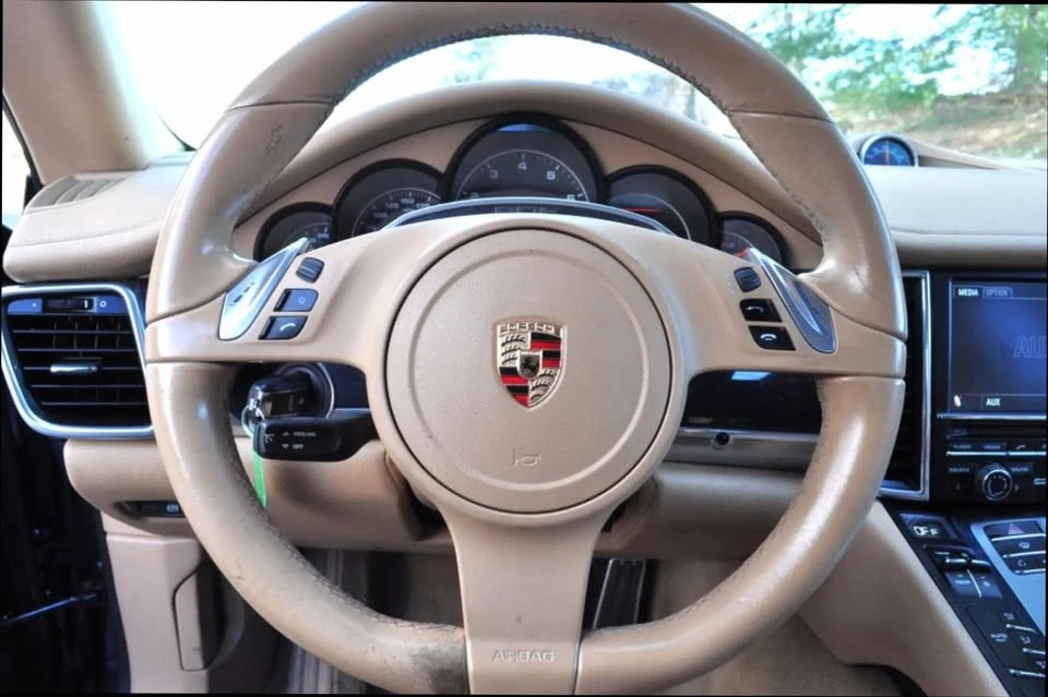 2012 Porsche 970 Panamera - Image 11 of 15