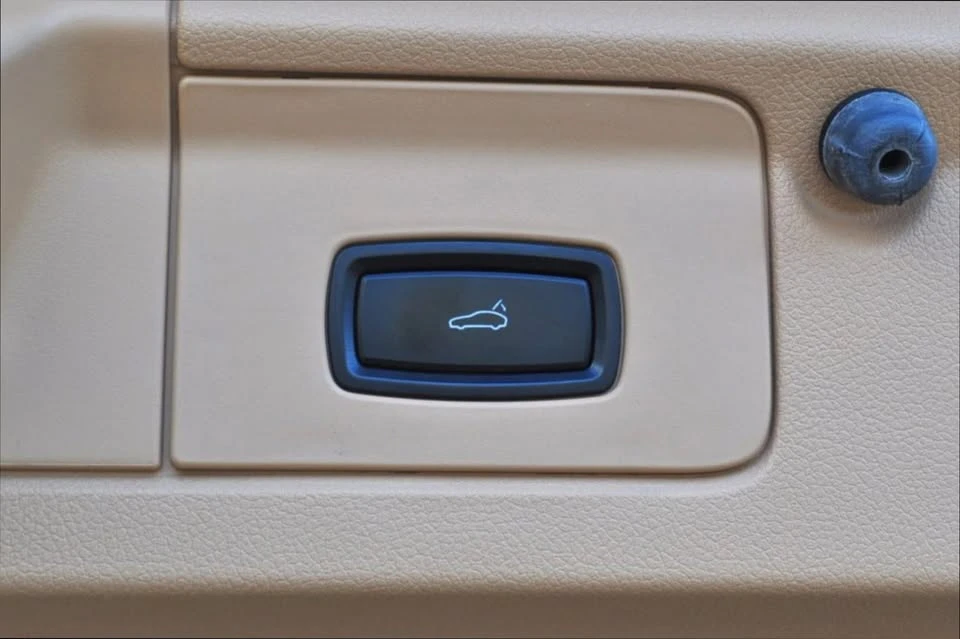 2012 Porsche 970 Panamera - Image 13 of 15