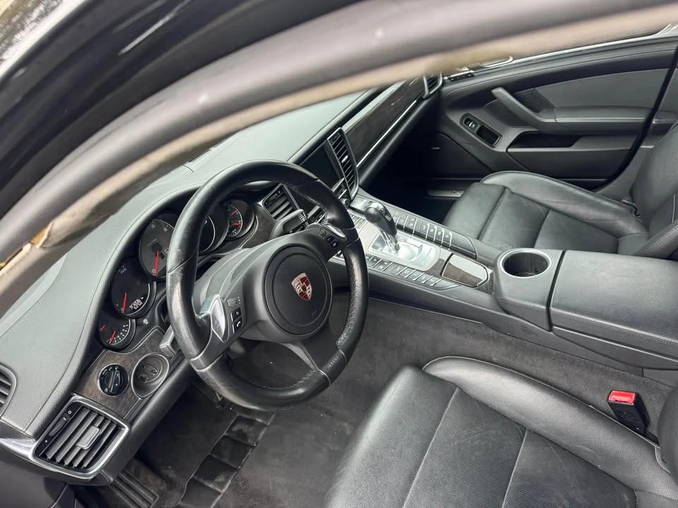 2012 Porsche 970 Panamera 4S - Image 8 of 8