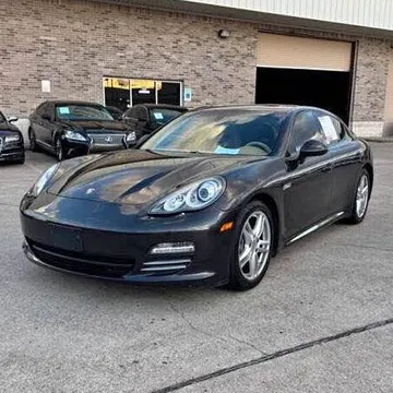 2012 Porsche Panamera 4 Sedan