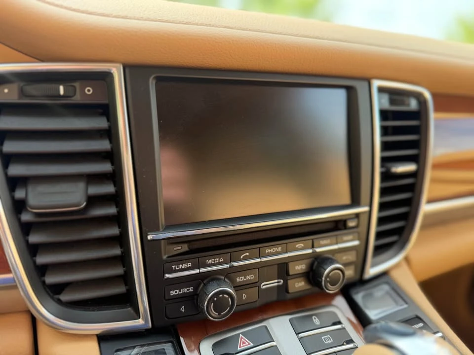 2012 Porsche 970 Panamera - Image 19 of 20
