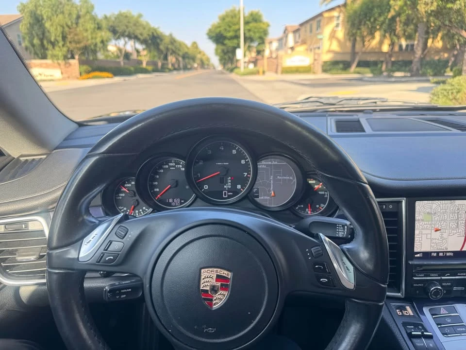 2012 Porsche 970 Panamera - Image 10 of 11
