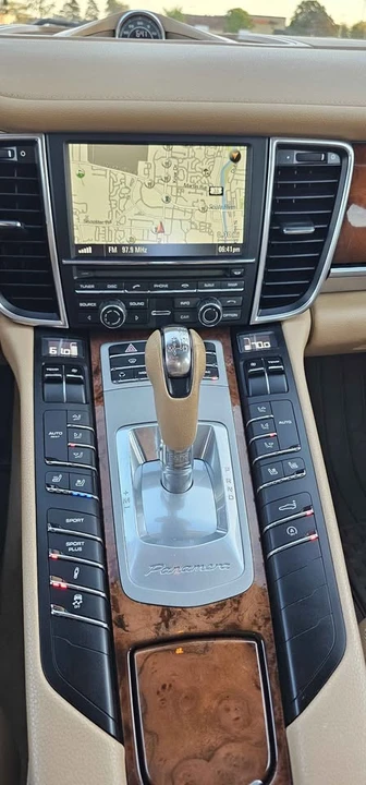 2012 Porsche 970 Panamera - Image 17 of 20