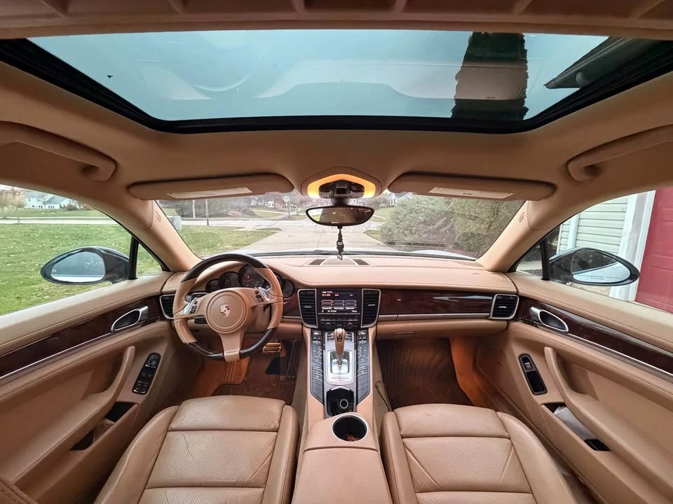 2012 Porsche 970 Panamera 4S - Image 9 of 17