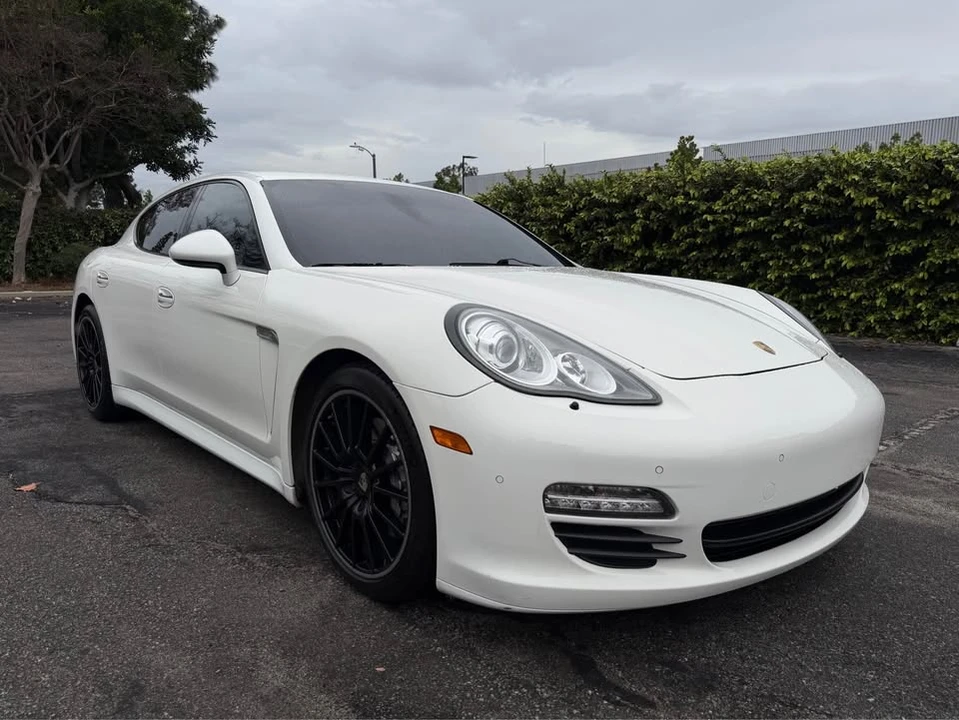 2012 Porsche 970 Panamera - Image 2 of 11