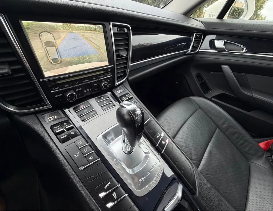 2012 Porsche 970 Panamera - Image 6 of 11