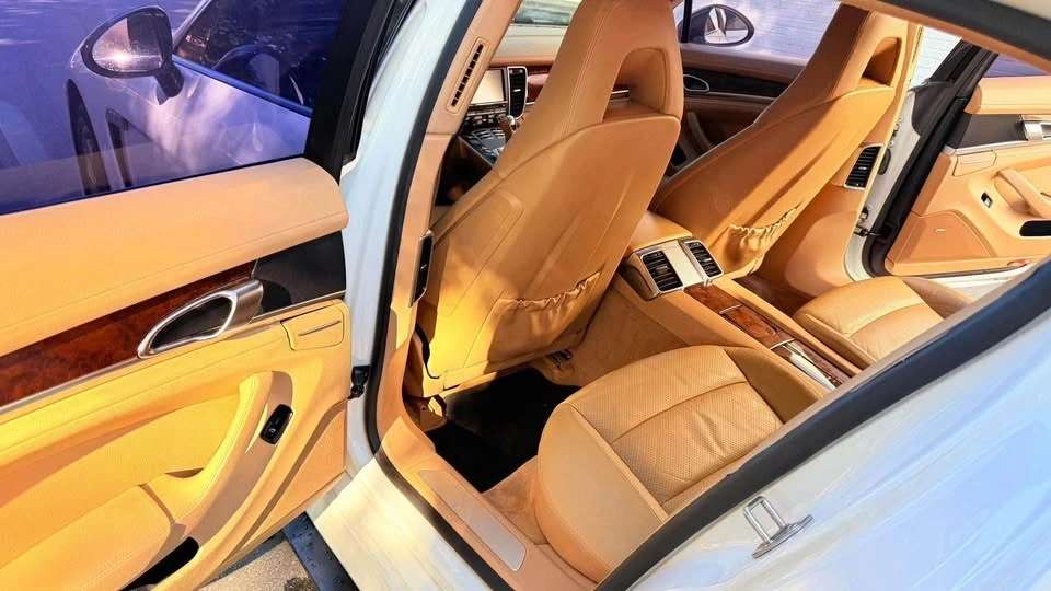 2012 Porsche 970 Panamera - Image 9 of 11