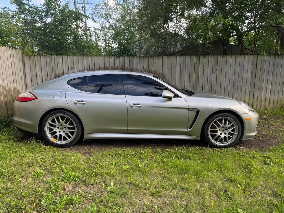 2012 Porsche 970 Panamera 4S - Image 3 of 4