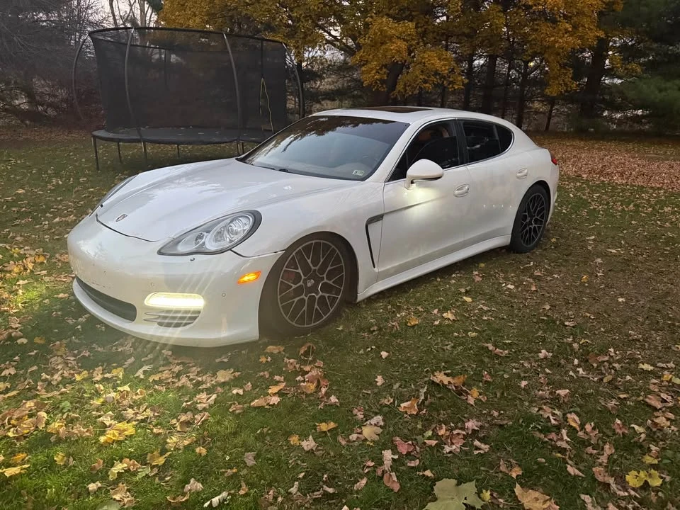 2012 Porsche 970 Panamera 4S - Image 2 of 14