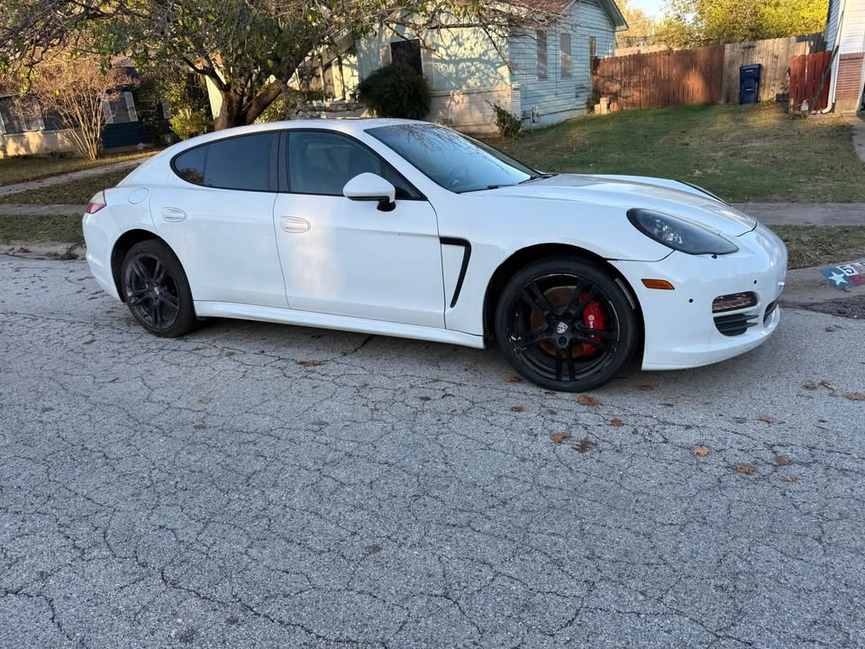 2012 Porsche 970 Panamera 4S - Image 2 of 3