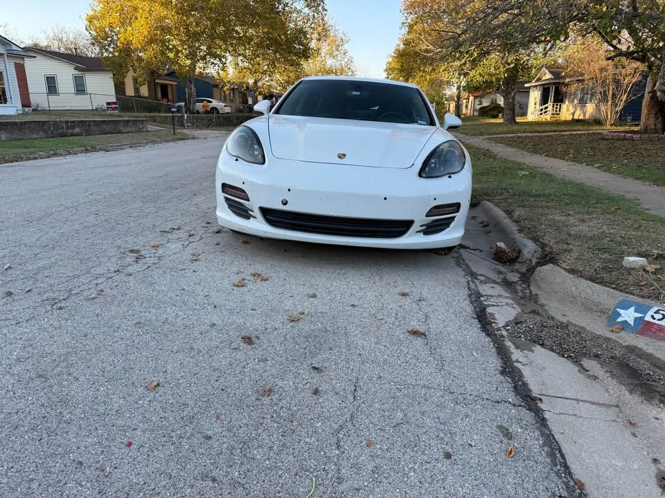 2012 Porsche 970 Panamera 4S - Image 3 of 3