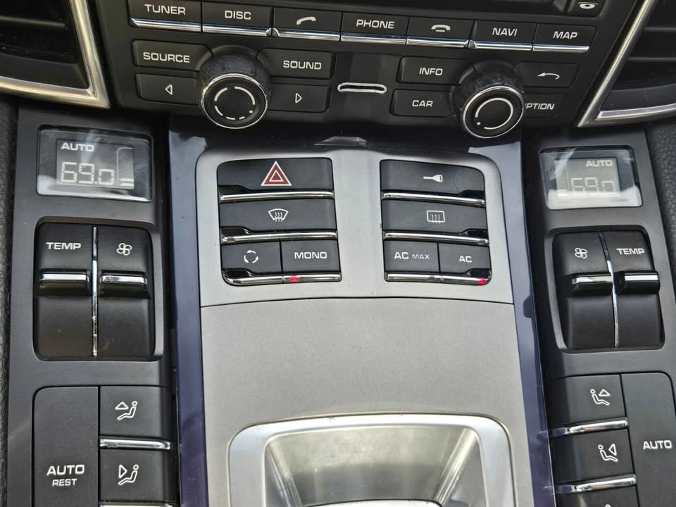 2012 Porsche 970 Panamera 4S - Image 19 of 20