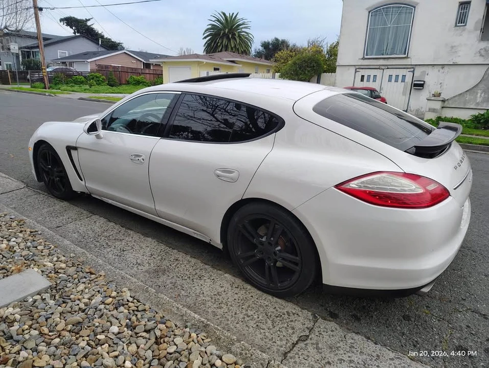 2012 Porsche 970 Panamera 4S - Image 3 of 6