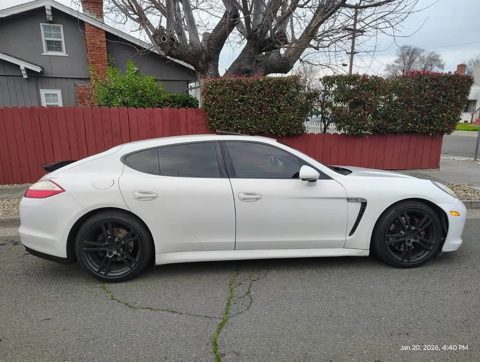 2012 Porsche 970 Panamera 4S - Image 6 of 6